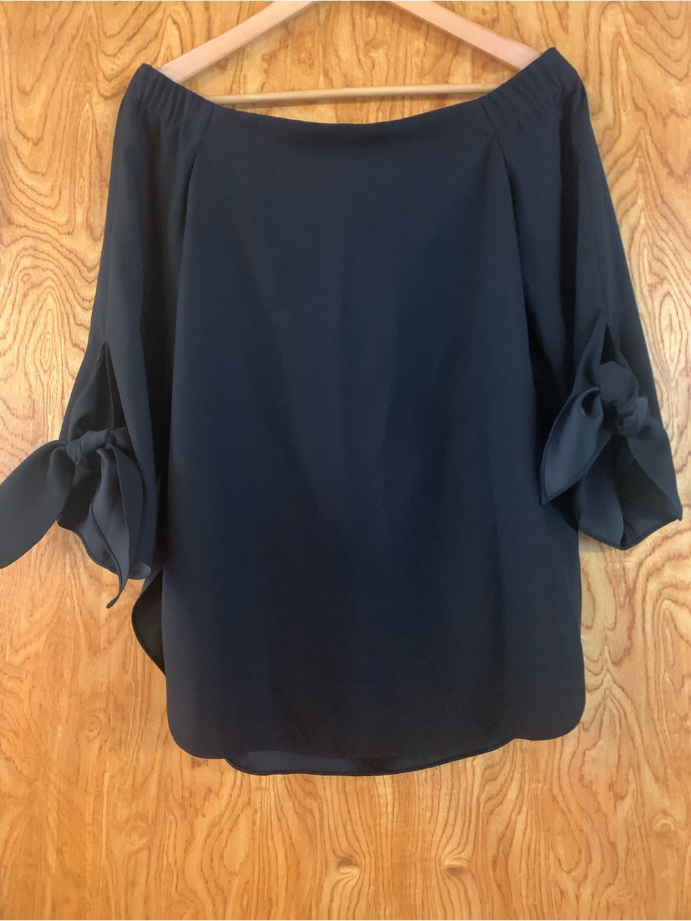 Club Monaco Black Off-Shoulder Tie-Sleeve Blouse